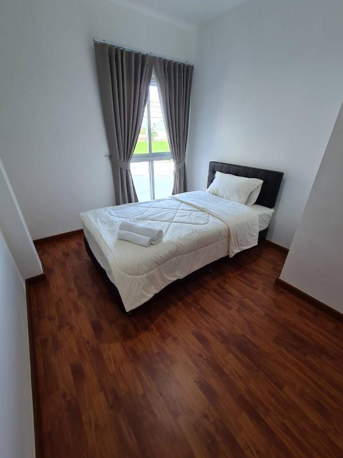 Yyk Holiday Rooms Ban Khlong Krang Buitenkant foto