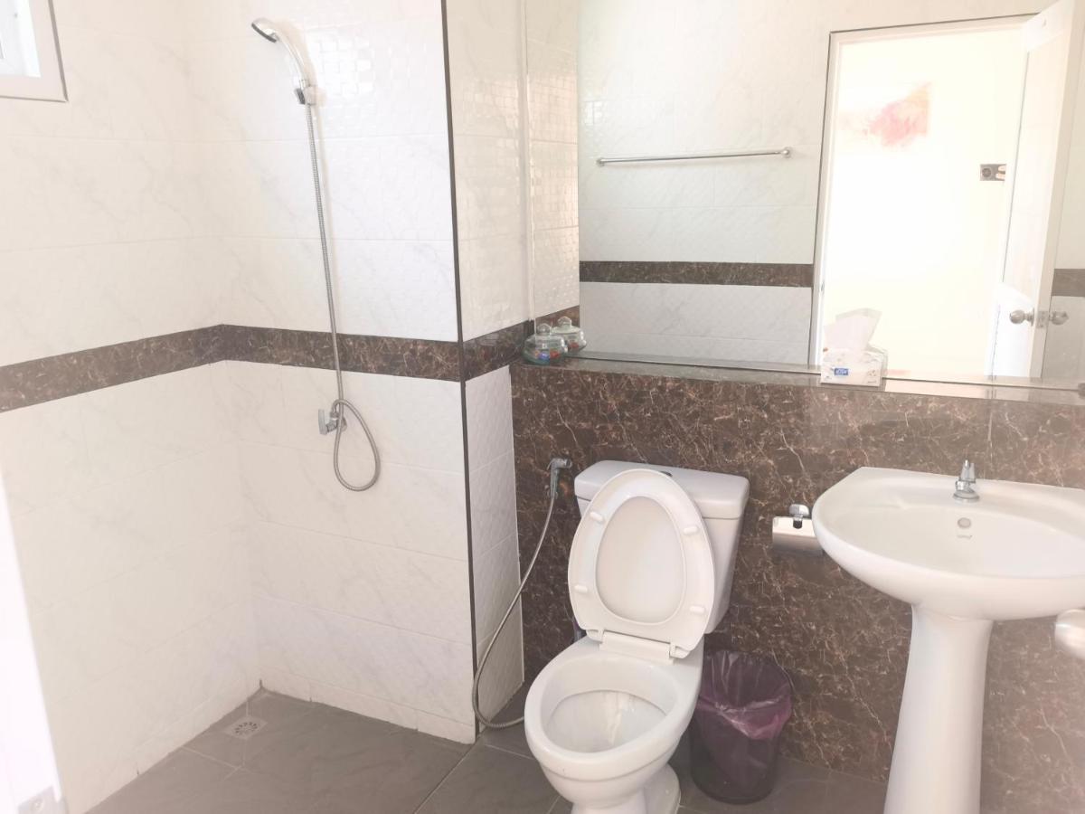 Yyk Holiday Rooms Ban Khlong Krang Buitenkant foto